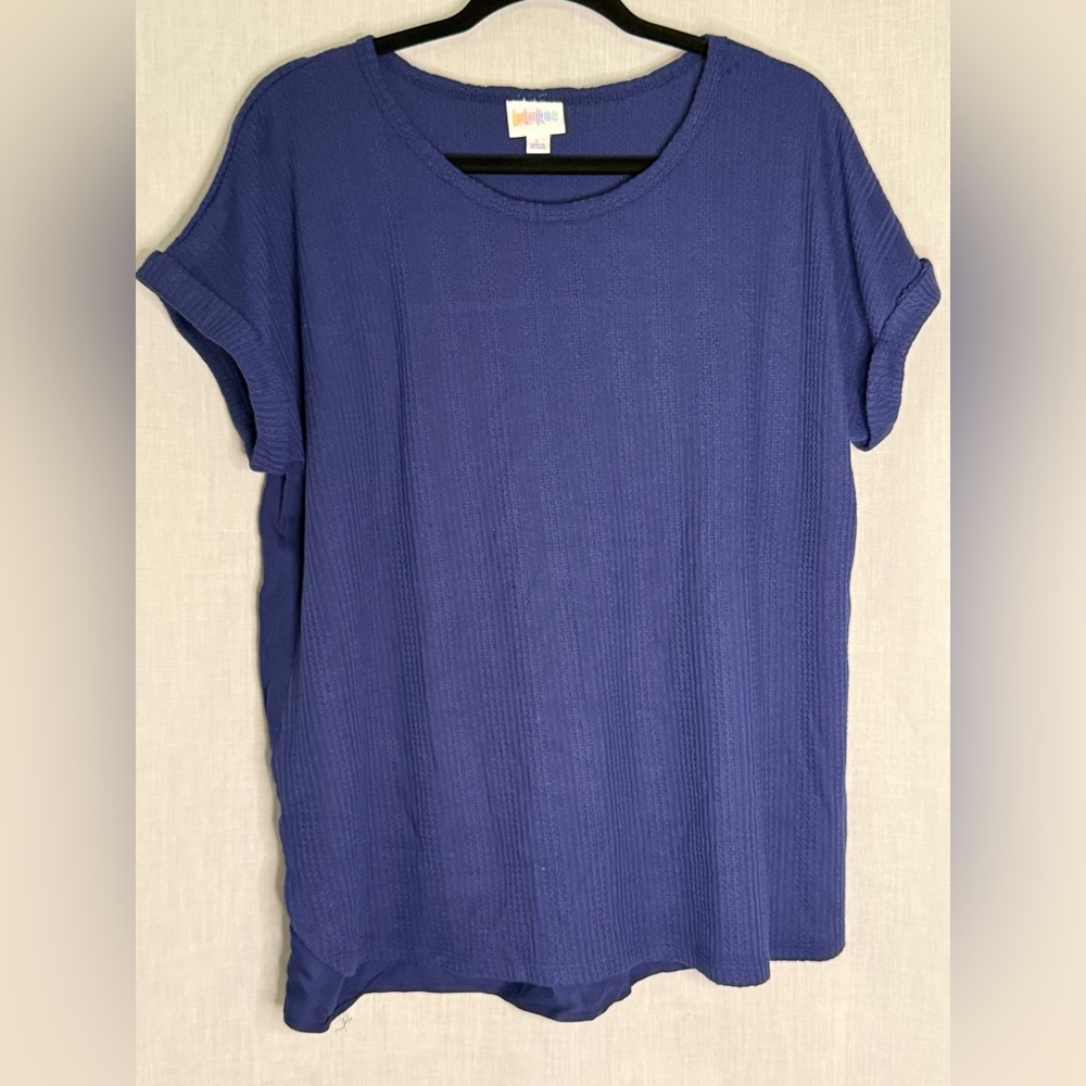 LuLaRoe Blue Short Sleeve Tee